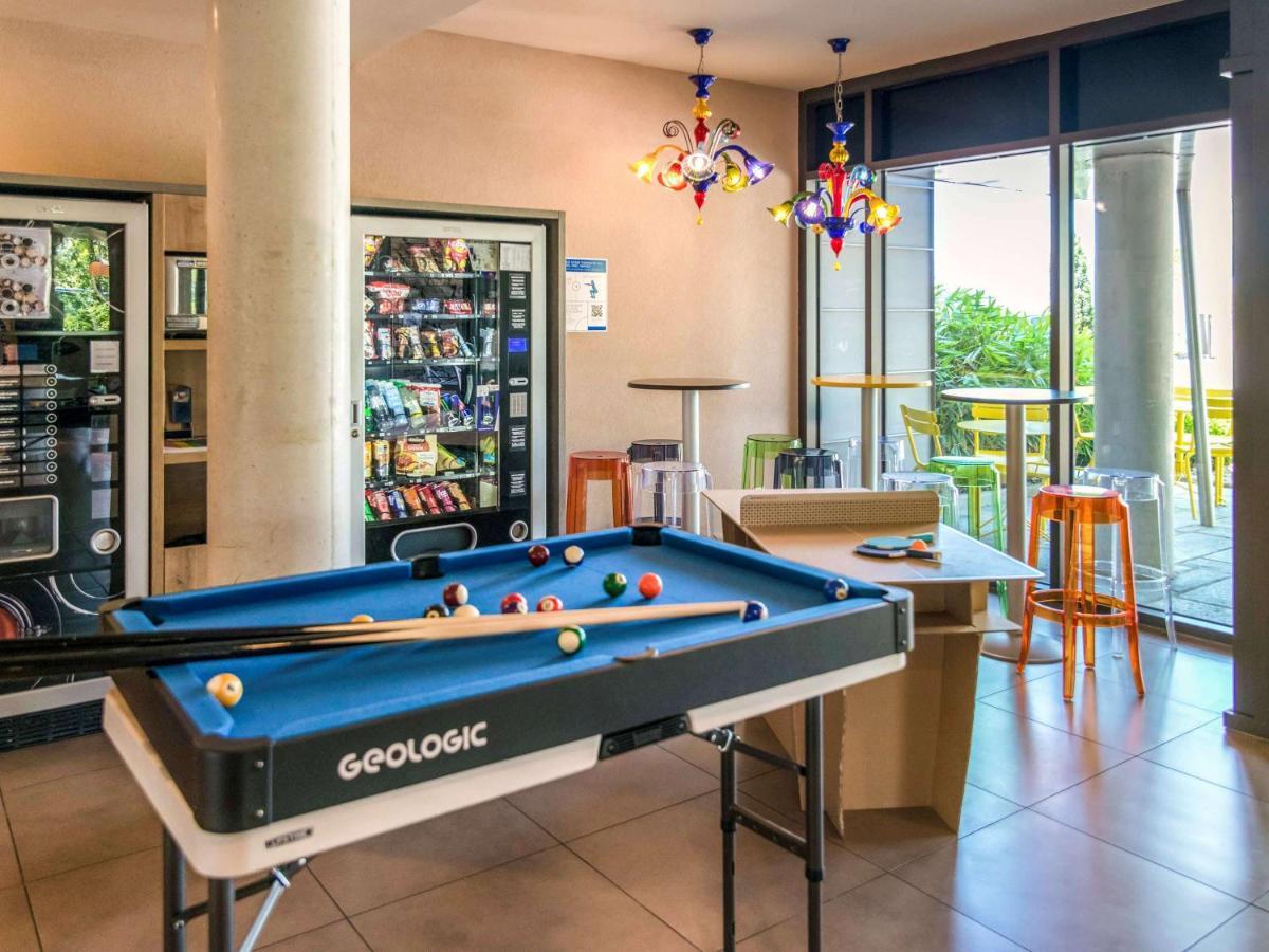 Ibis Budget Archamps Porte De Geneve Экстерьер фото