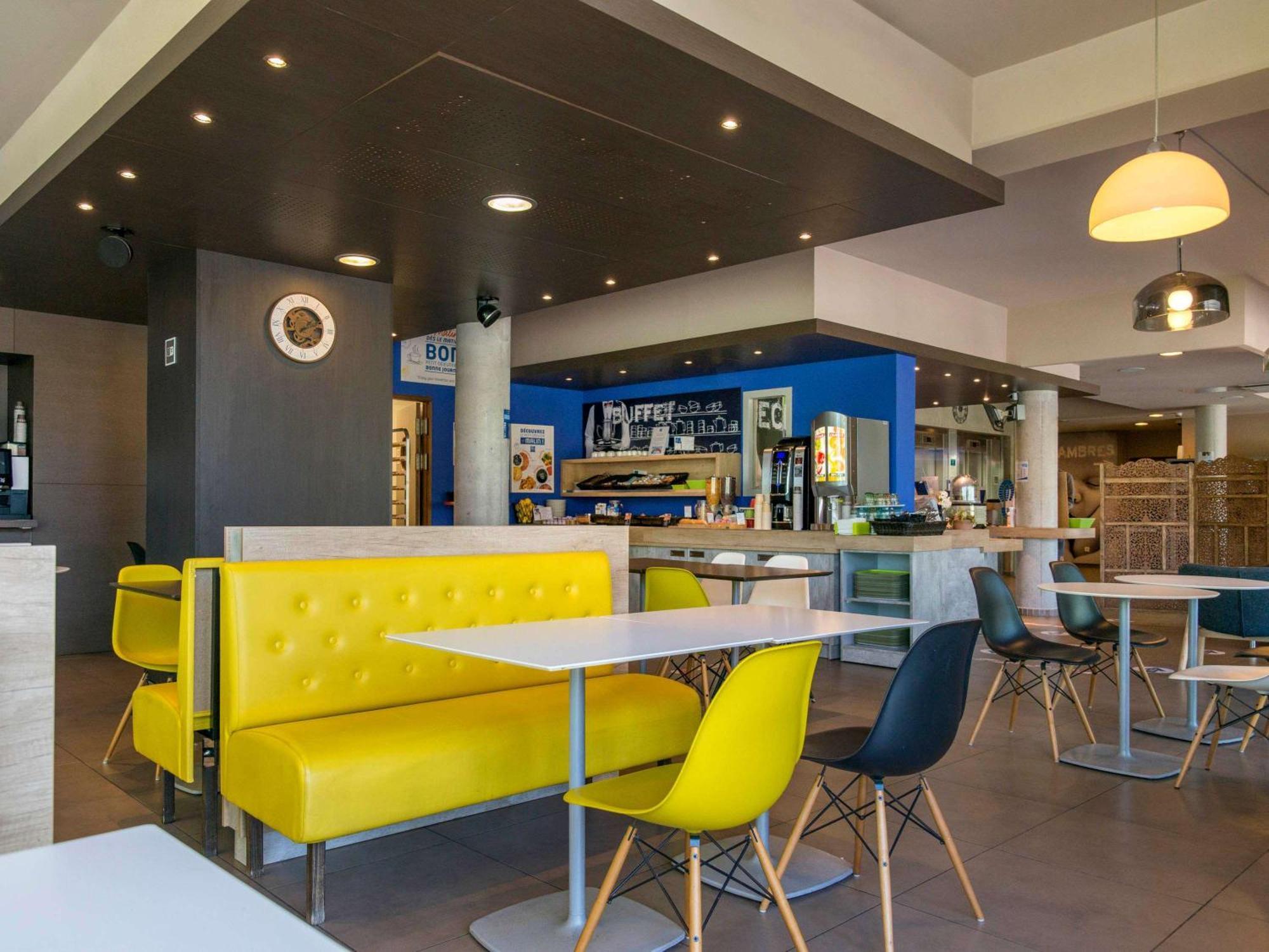 Ibis Budget Archamps Porte De Geneve Экстерьер фото