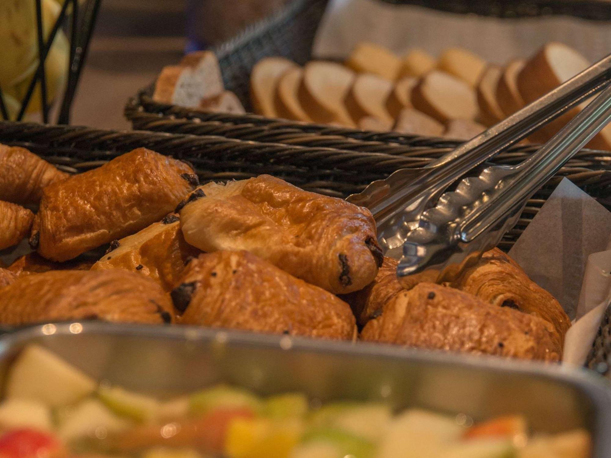 Ibis Budget Archamps Porte De Geneve Экстерьер фото